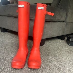 Hunter Rain Boots!!!!